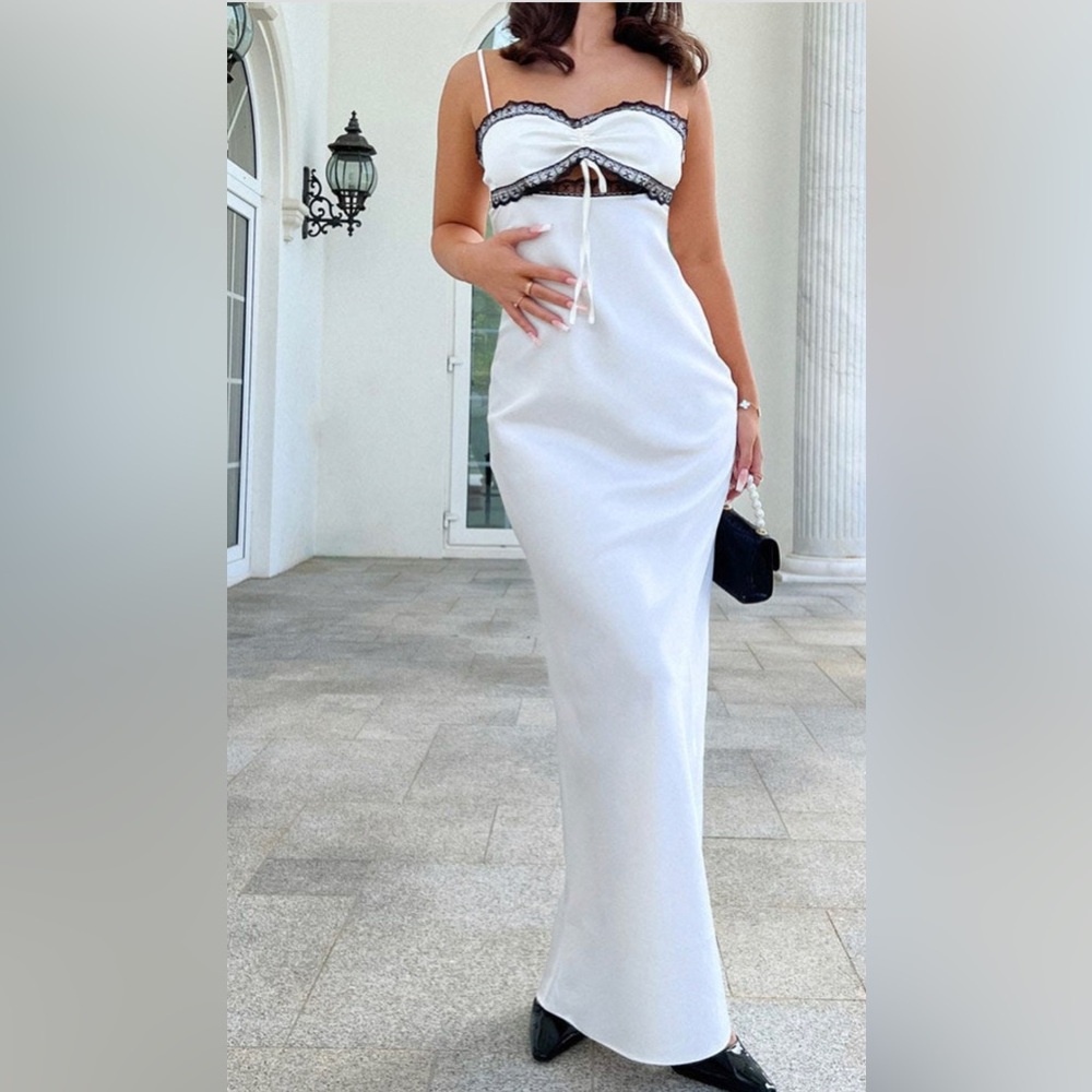 Beginning Boutique White Lace Maxi Dress. Size small or usa size 6